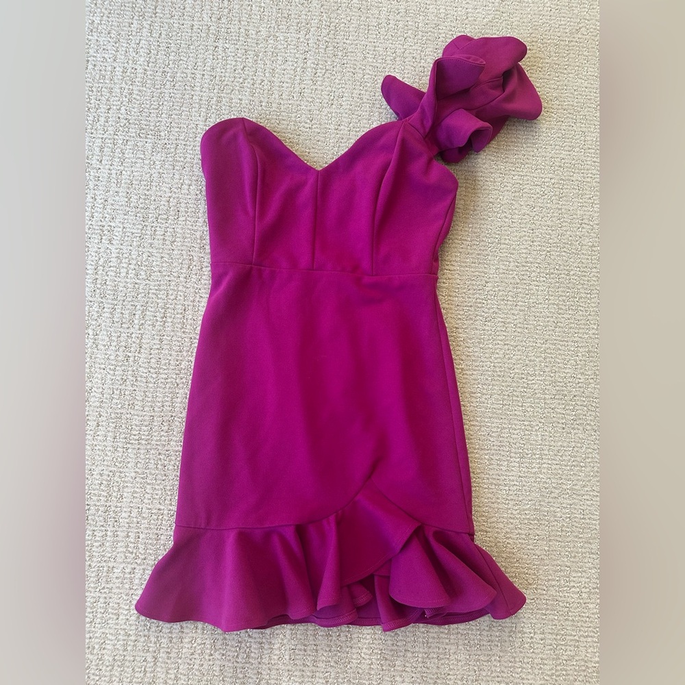 Lulus cocktail dress